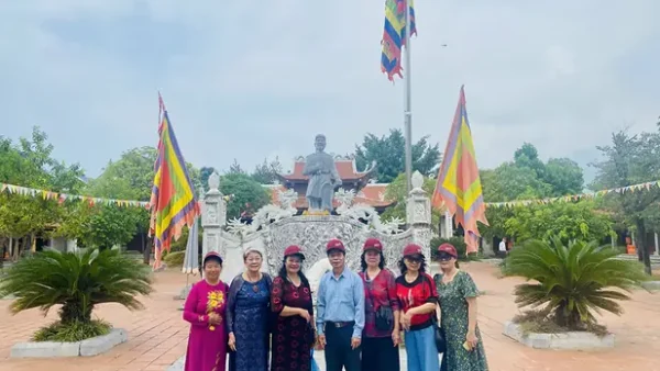 Thác Bờ Hòa Bình Có Đặc Sản Gì? Danh Sách Các Món Ngon Không Thể Bỏ Qua
